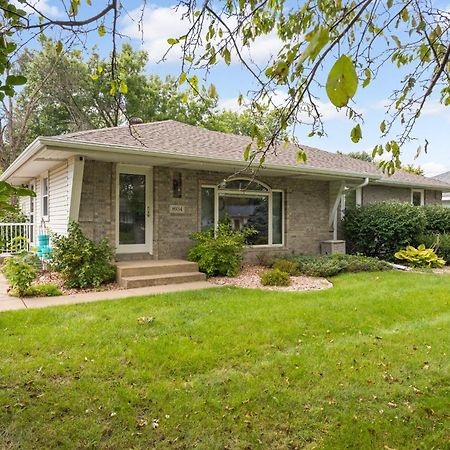 Cottage Grove Haven, Spacious 4-Bed, 3 Baths Retreat Экстерьер фото