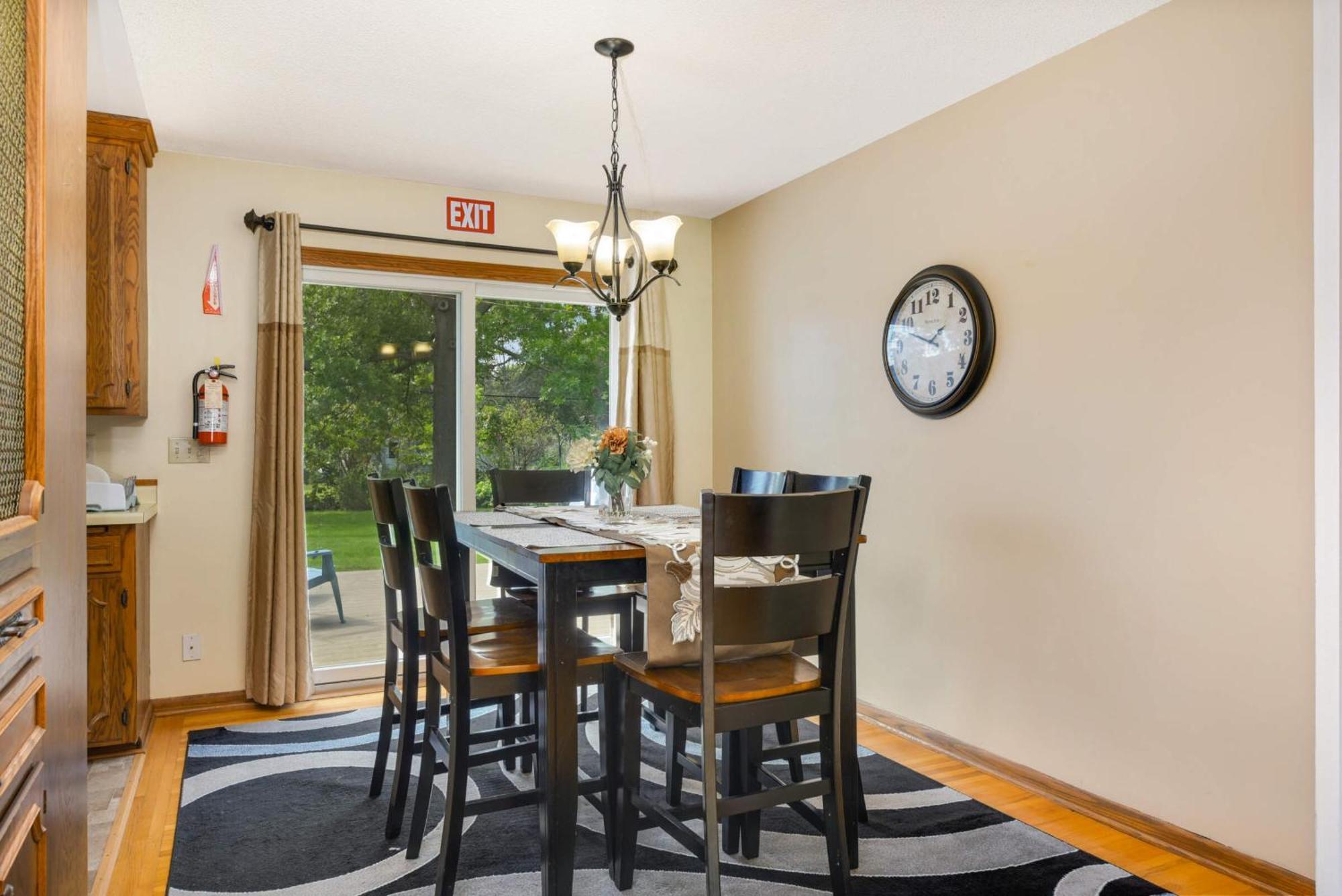 Cottage Grove Haven, Spacious 4-Bed, 3 Baths Retreat Экстерьер фото