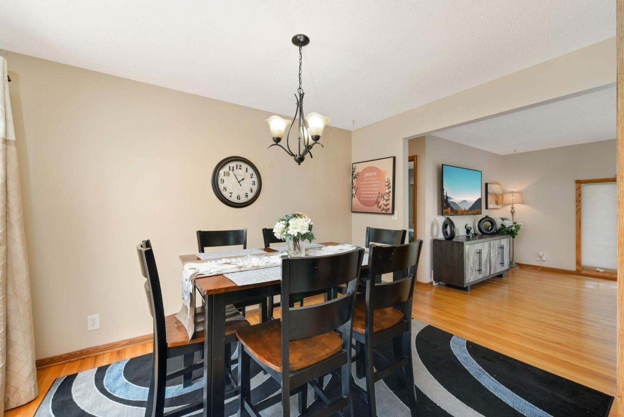 Cottage Grove Haven, Spacious 4-Bed, 3 Baths Retreat Экстерьер фото