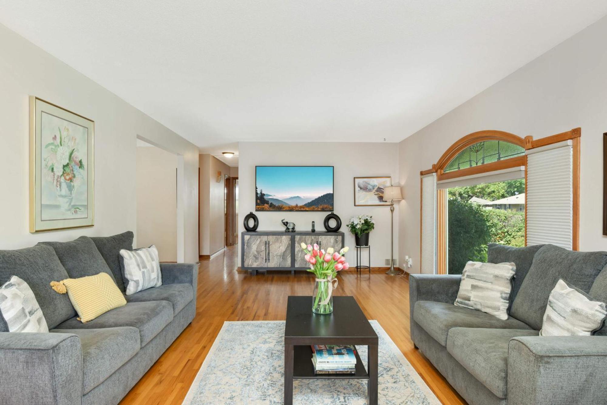 Cottage Grove Haven, Spacious 4-Bed, 3 Baths Retreat Экстерьер фото